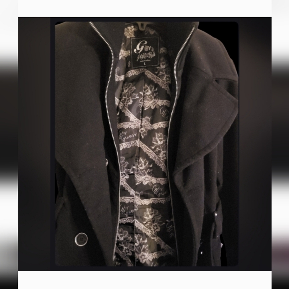 'Guess' Coat. - Picture 4 of 4